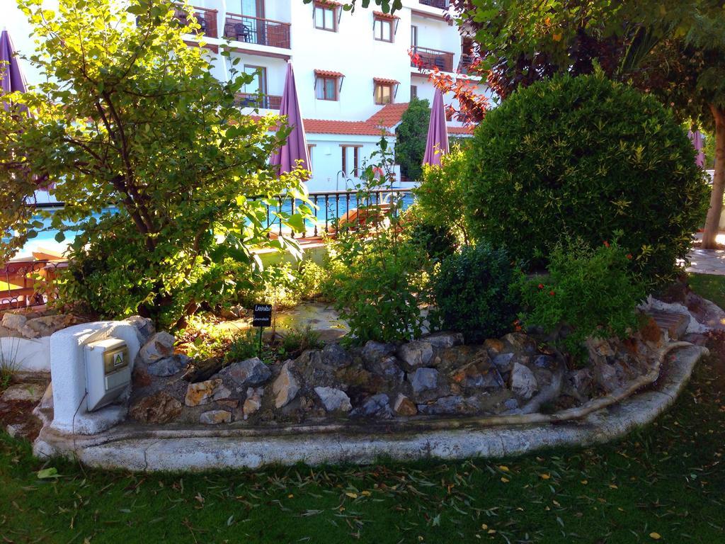 Hotel Alcadima Lanjaron Exterior photo