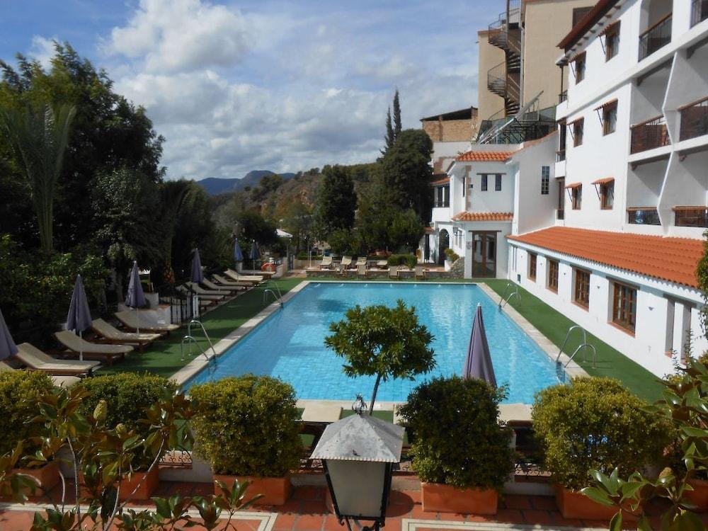 Hotel Alcadima Lanjaron Exterior photo